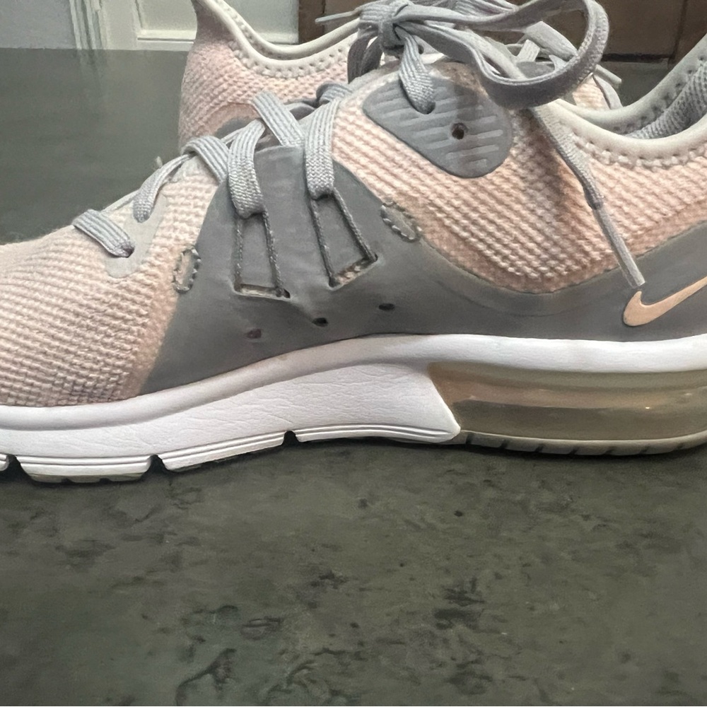 Women’s Nike, light pink & light gray shoes